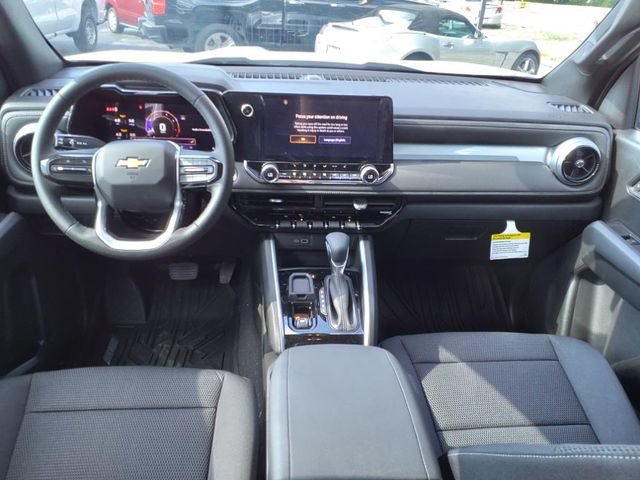 Used 2024 Chevrolet Colorado LT w/ LT Convenience Package II RWD image 10