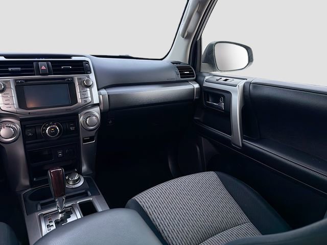 Used 2014 Toyota 4Runner SR5 image 22