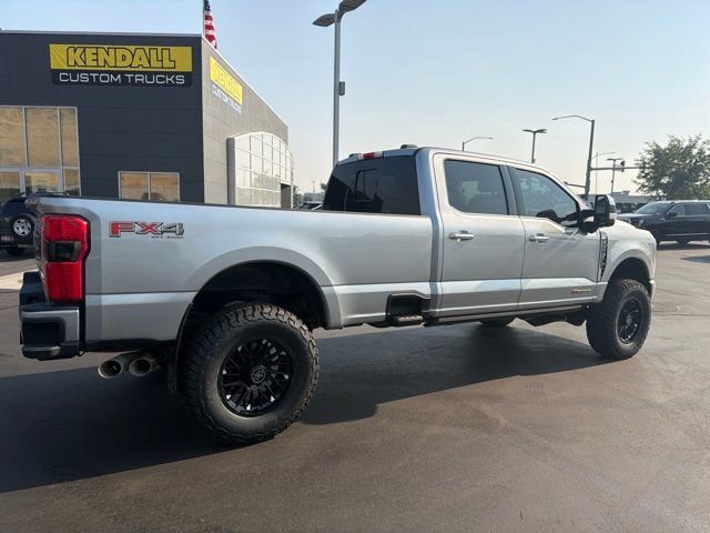 Used 2023 Ford F350 Platinum AWD/4WD image 2