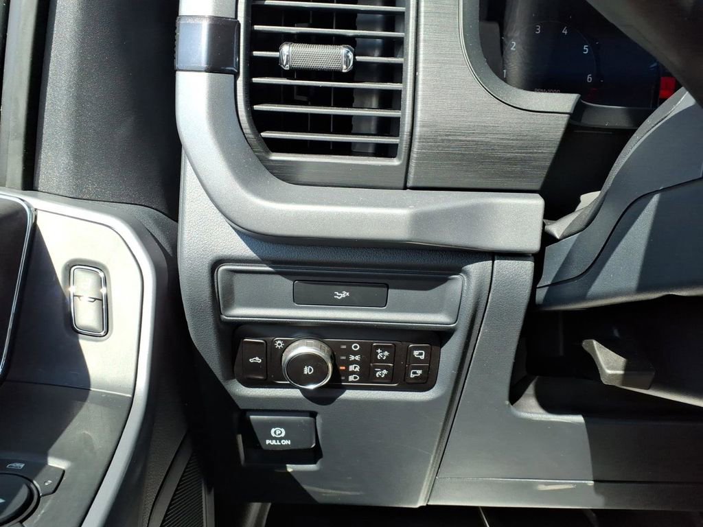 Used 2026 Ford F150 XLT w/ Equipment Group 302A MID AWD/4WD image 15