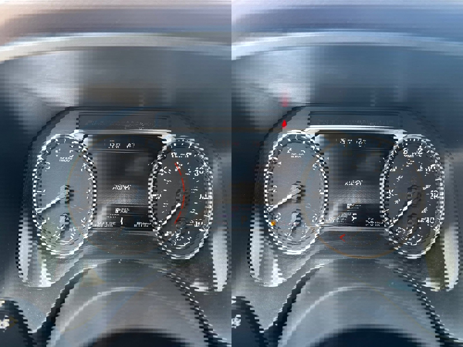 Used 2021 Nissan Rogue SV w/ Premium Package image 27