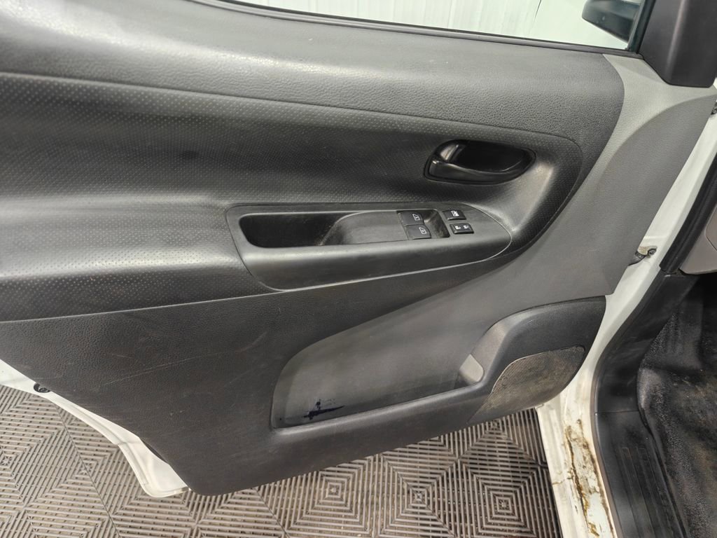 Used 2020 Nissan NV200 SV w/ Back Door Glass Package image 40