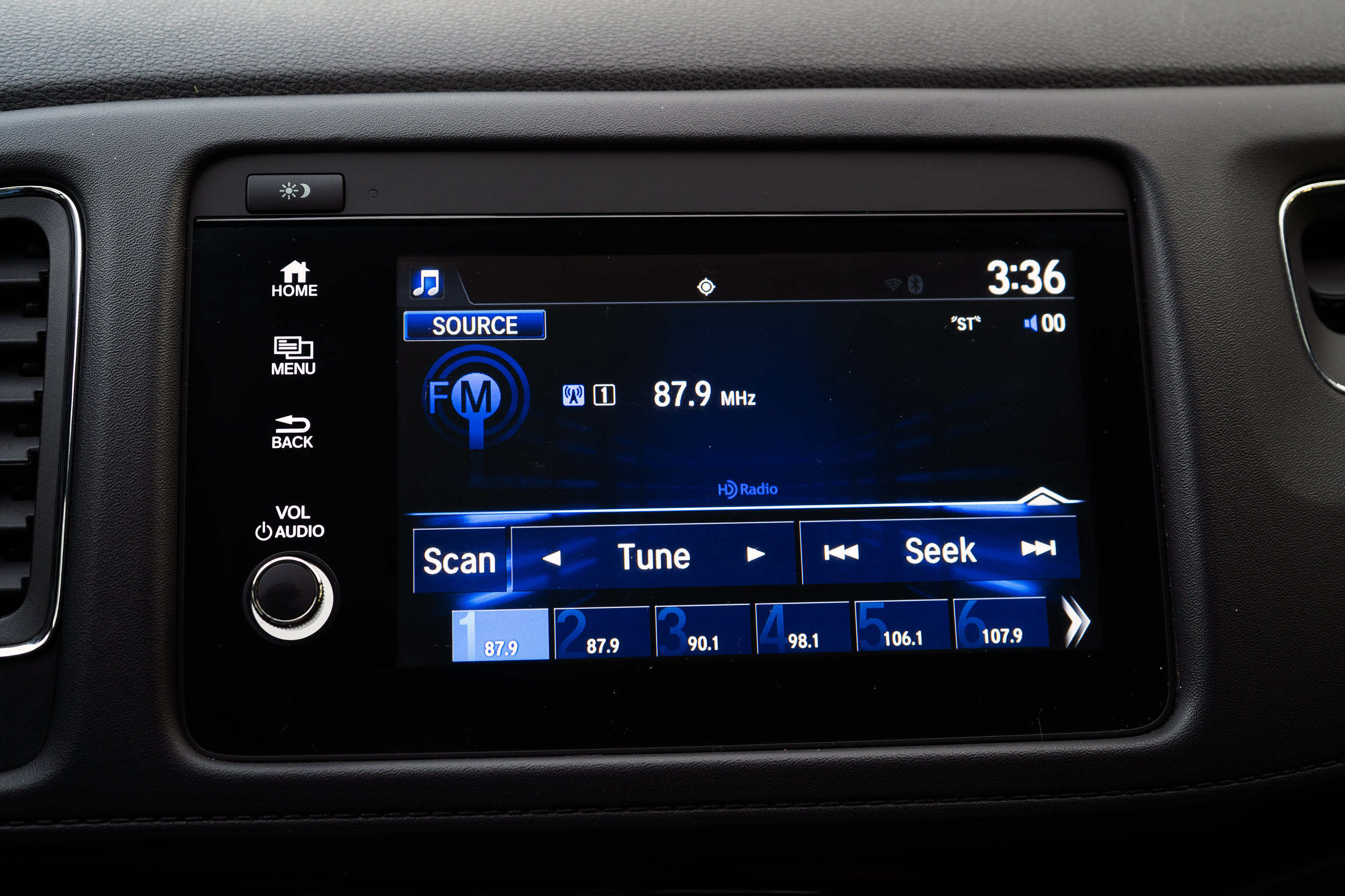 Used 2021 Honda HR-V EX image 32