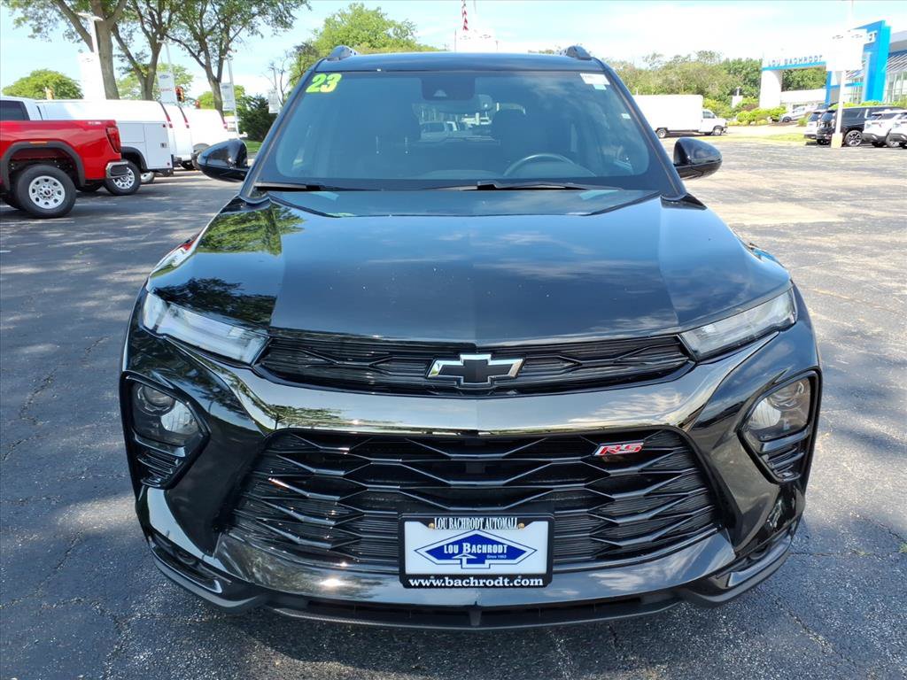 Used 2023 Chevrolet TrailBlazer RS w/ Convenience Package FWD image 2