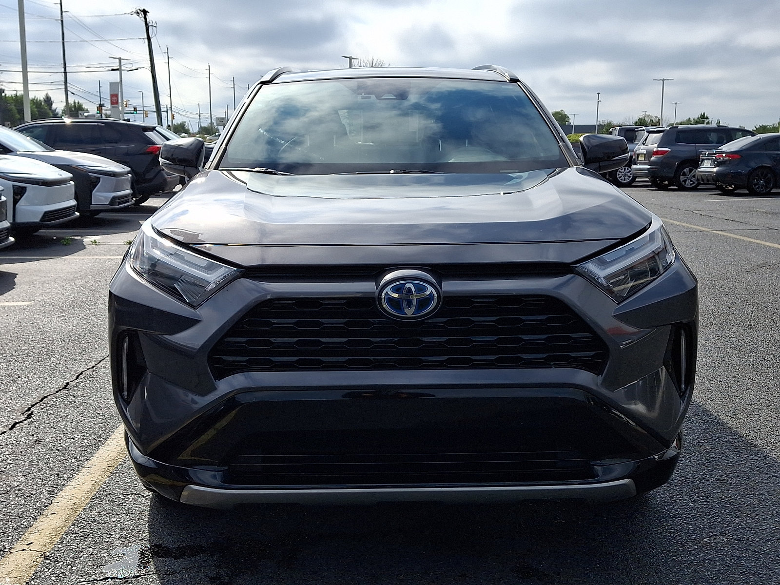 Used 2022 Toyota RAV4 XSE w/ XSE Grade Weather Package AWD/4WD image 2