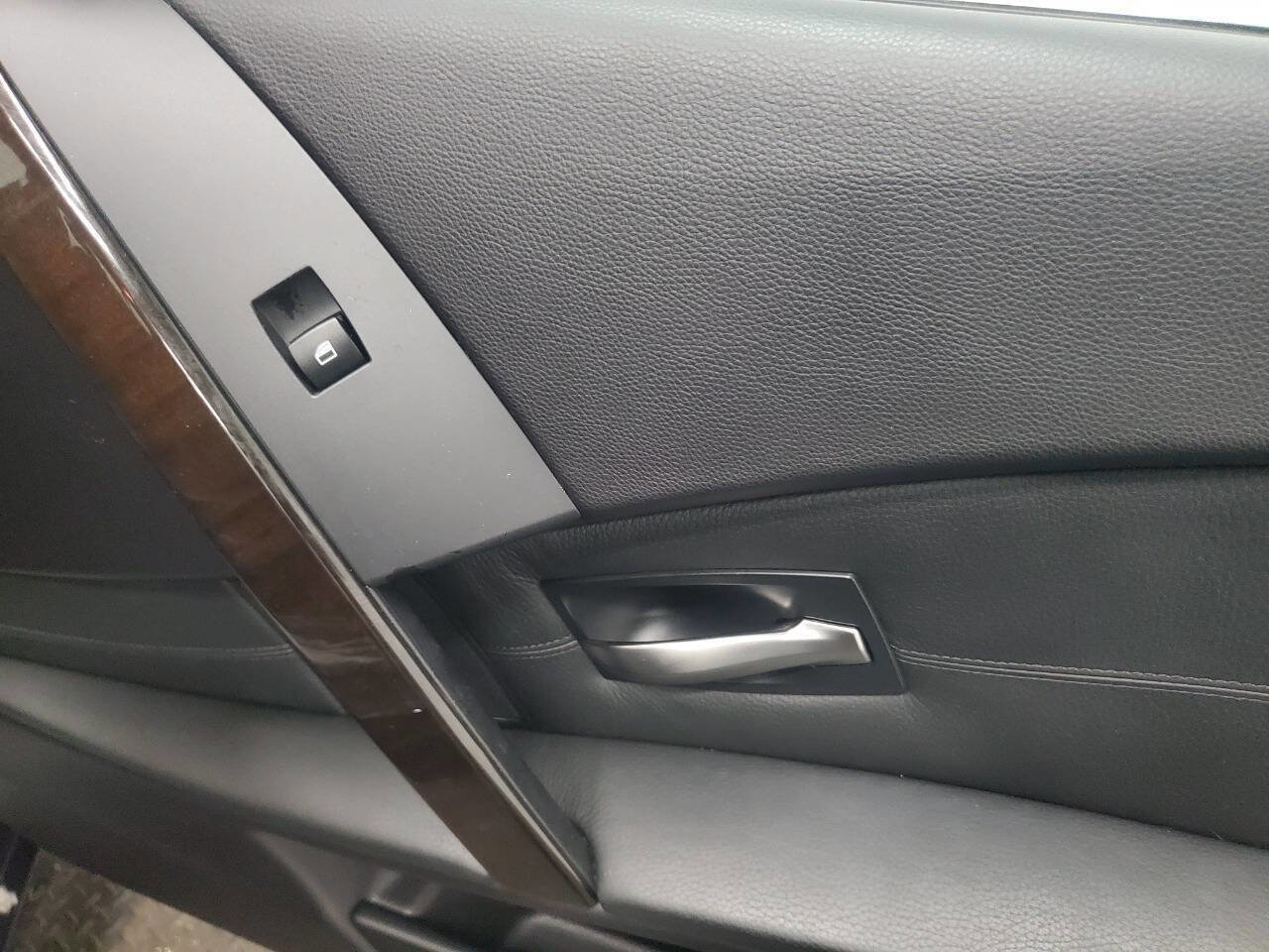 Used 2004 BMW 525i Sedan image 16