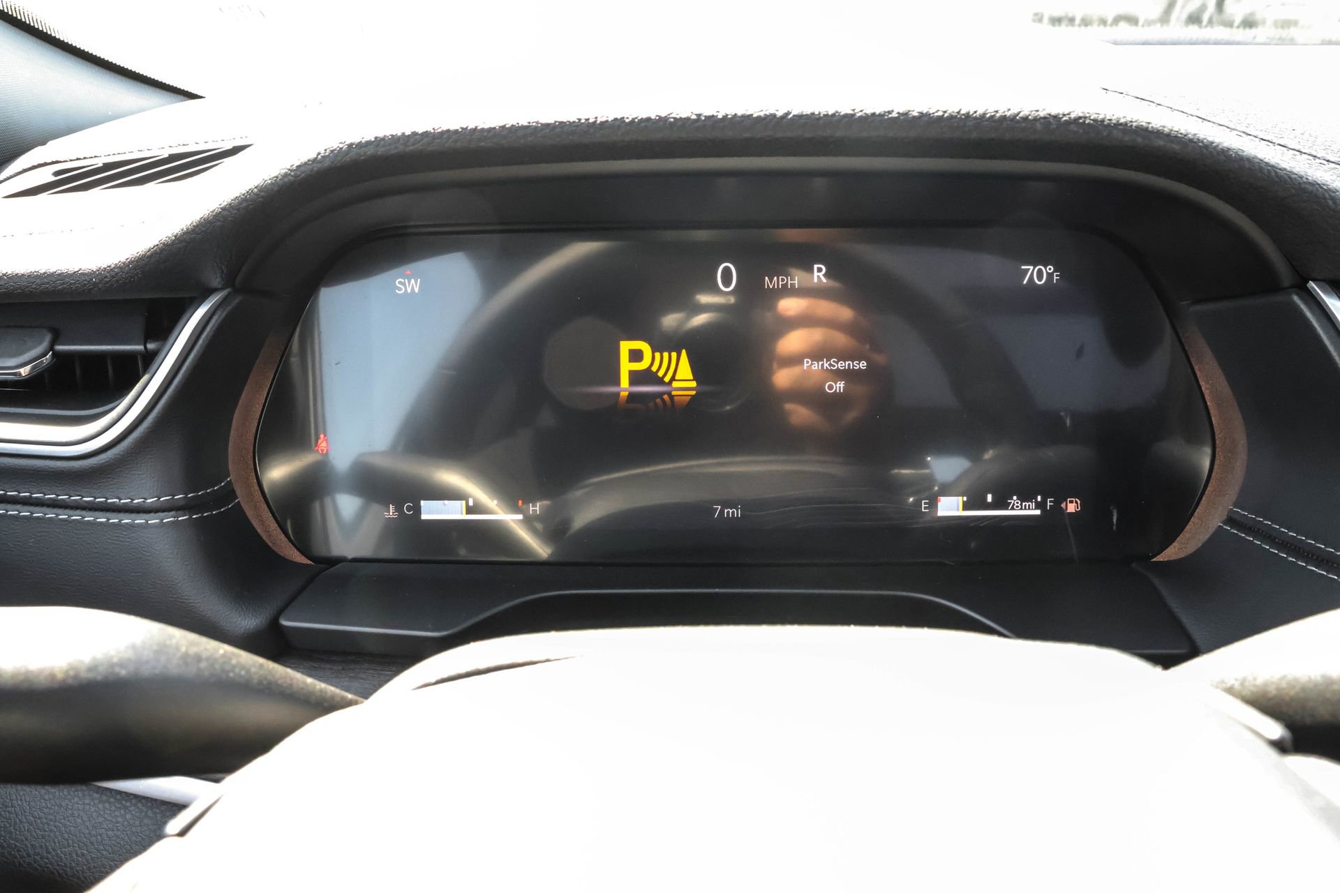 New 2025 Jeep Grand Cherokee Limited w/ Luxury Tech Group II image 24