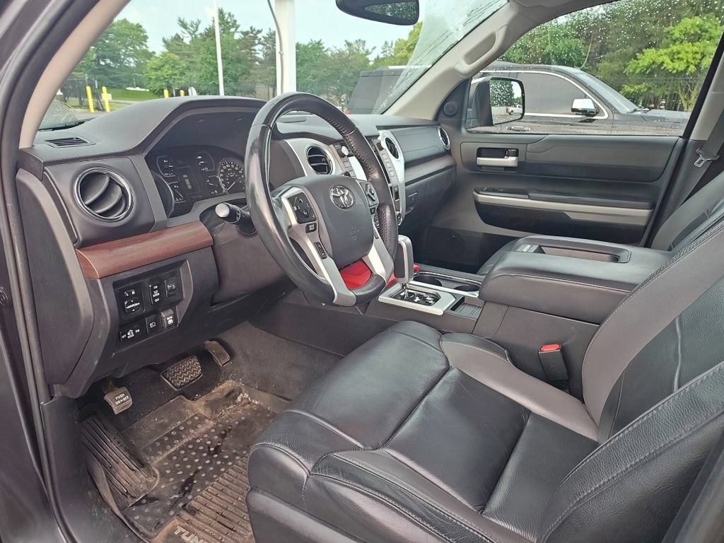 Used 2019 Toyota Tundra Limited w/ Limited Premium Package AWD/4WD image 10