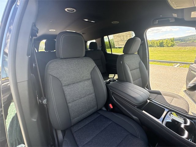 New 2026 Chevrolet Traverse LT w/ Midnight/Sport Edition image 29