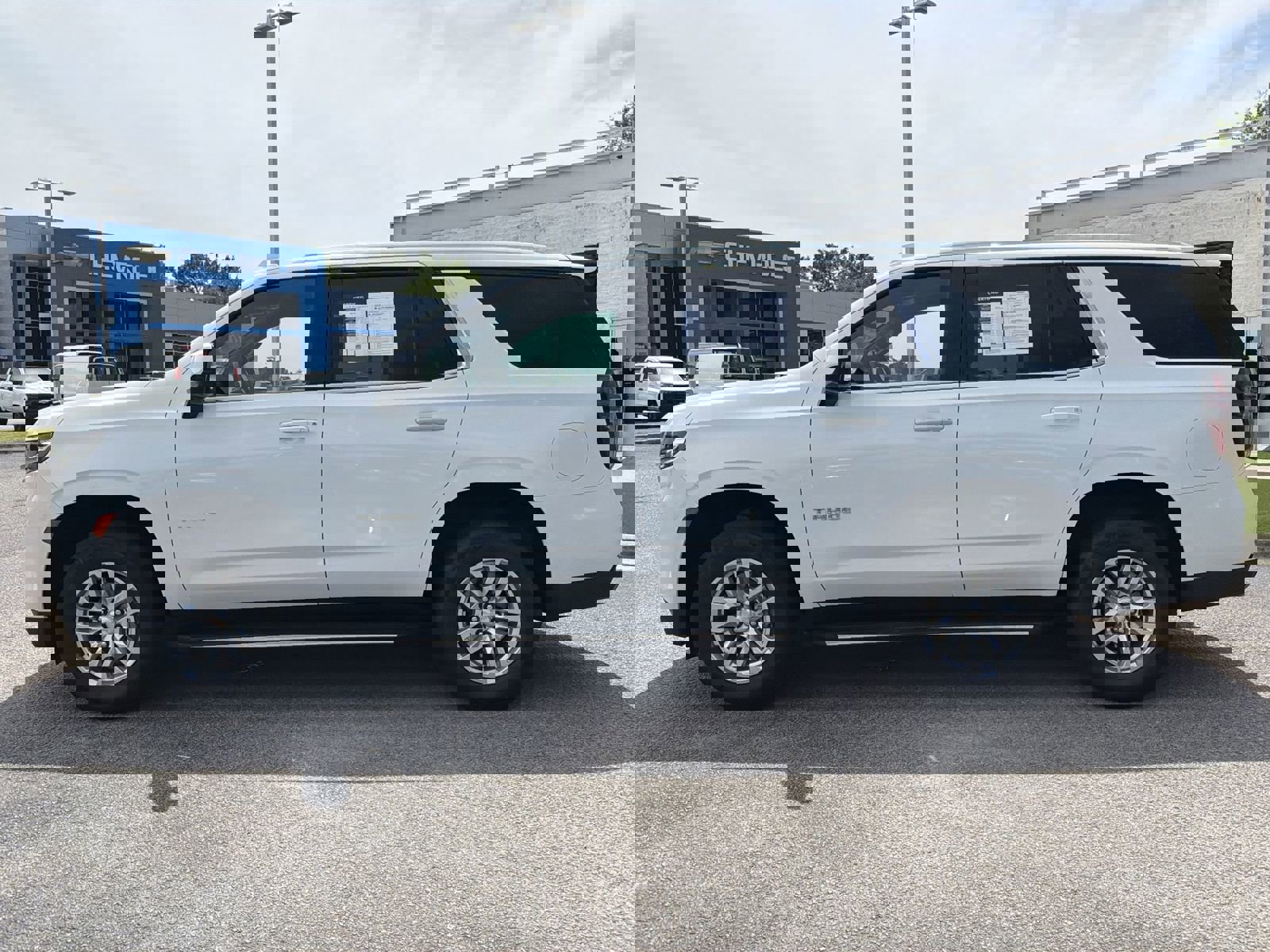 Used 2024 Chevrolet Tahoe LT RWD image 7