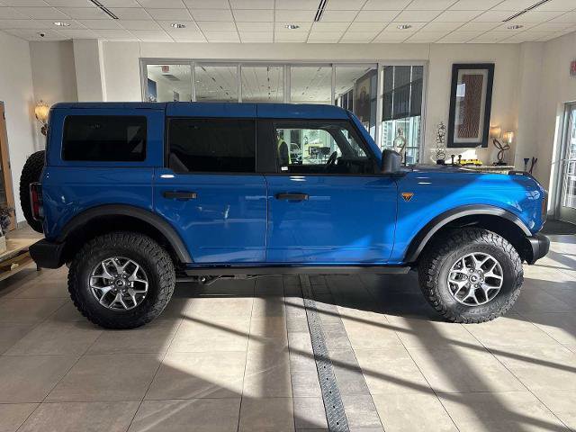 Certified 2025 Ford Bronco Badlands image 2