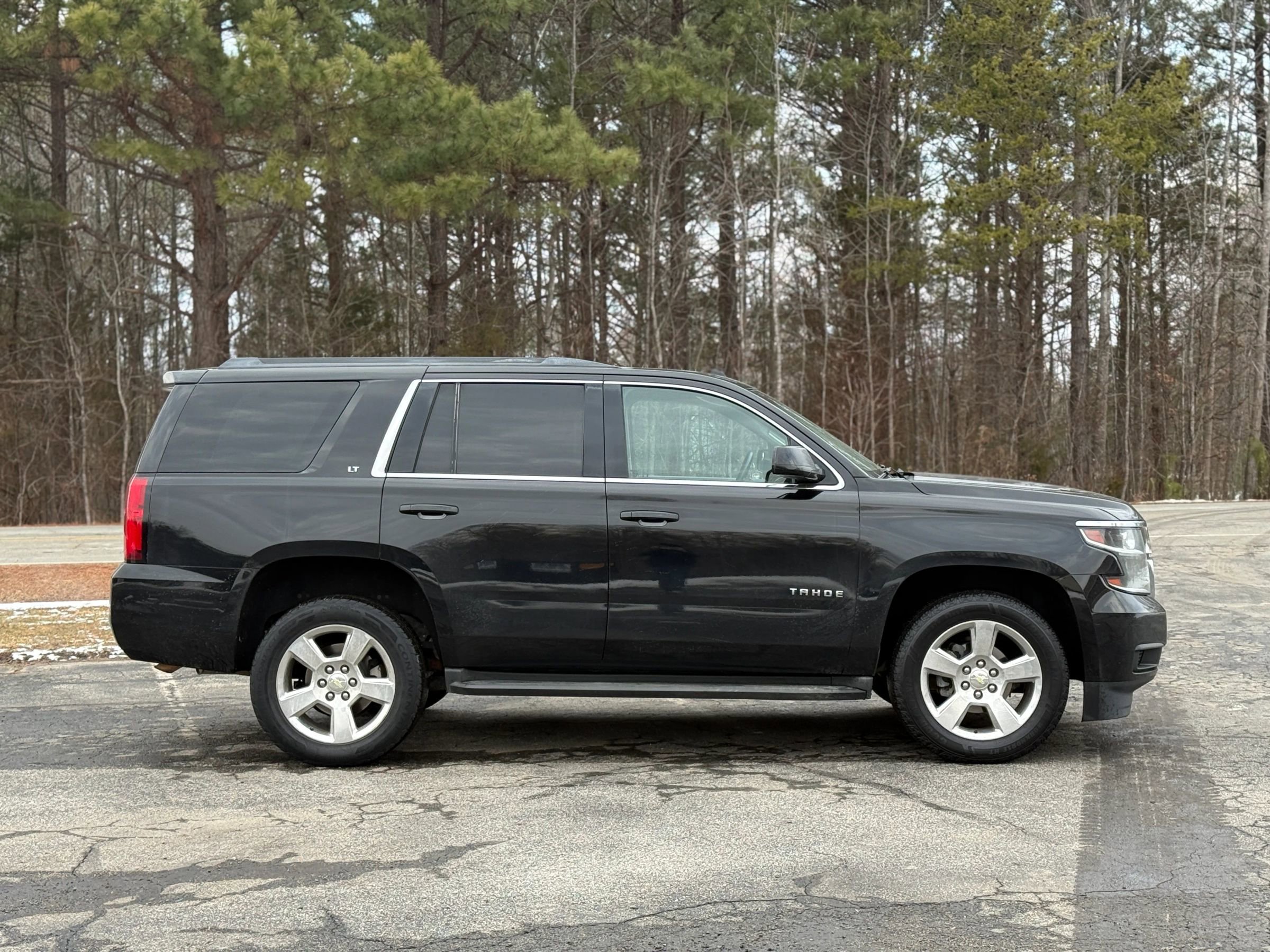 Used 2015 Chevrolet Tahoe LT image 3