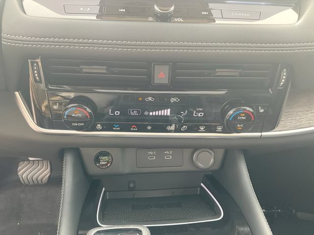 New 2026 Nissan Rogue Platinum w/ Platinum Premium Package AWD/4WD image 18