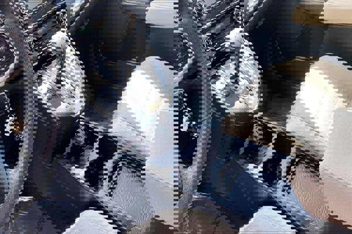 Used 2018 Honda CR-V LX image 14