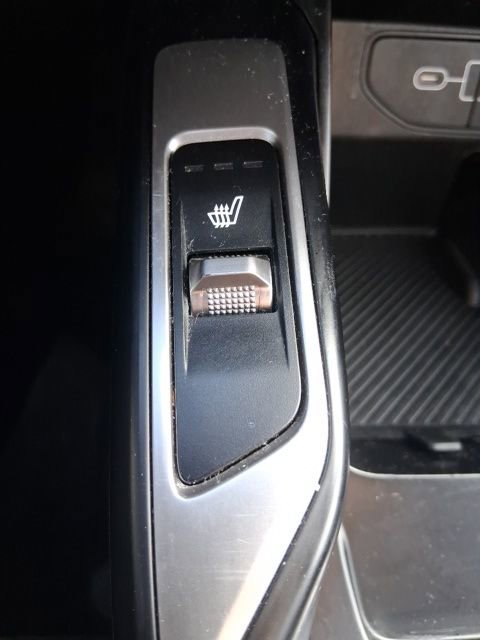Used 2024 Kia Sorento S image 30