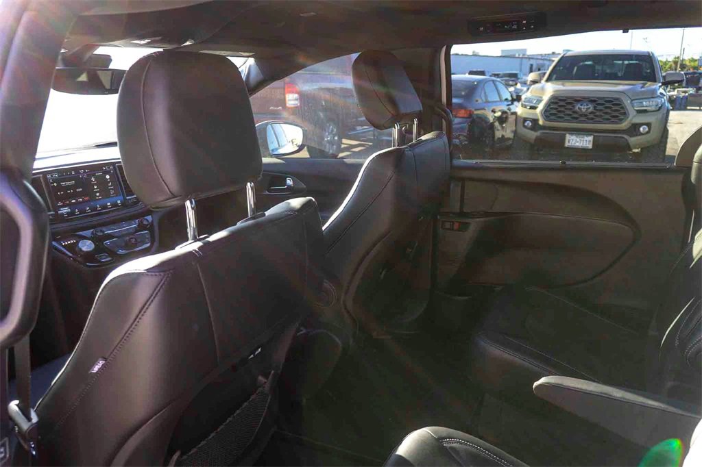 New 2026 Chrysler Pacifica Select w/ S Appearance Package image 20
