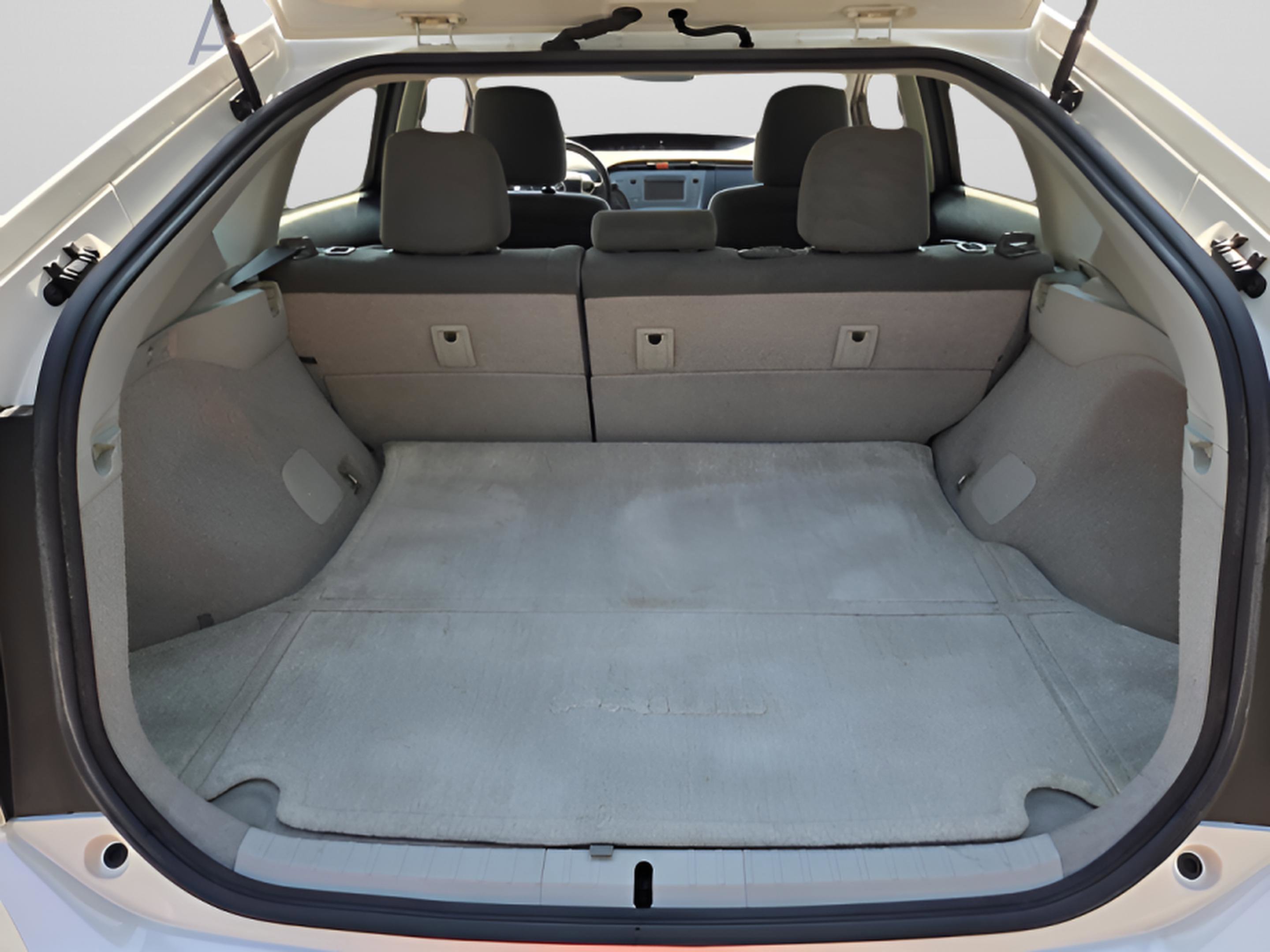 Used 2013 Toyota Prius Two image 27