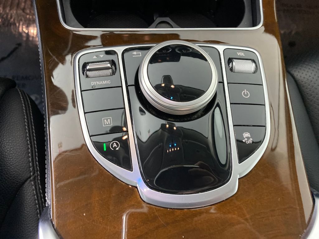 Used 2019 Mercedes-Benz GLC 300 4MATIC image 22