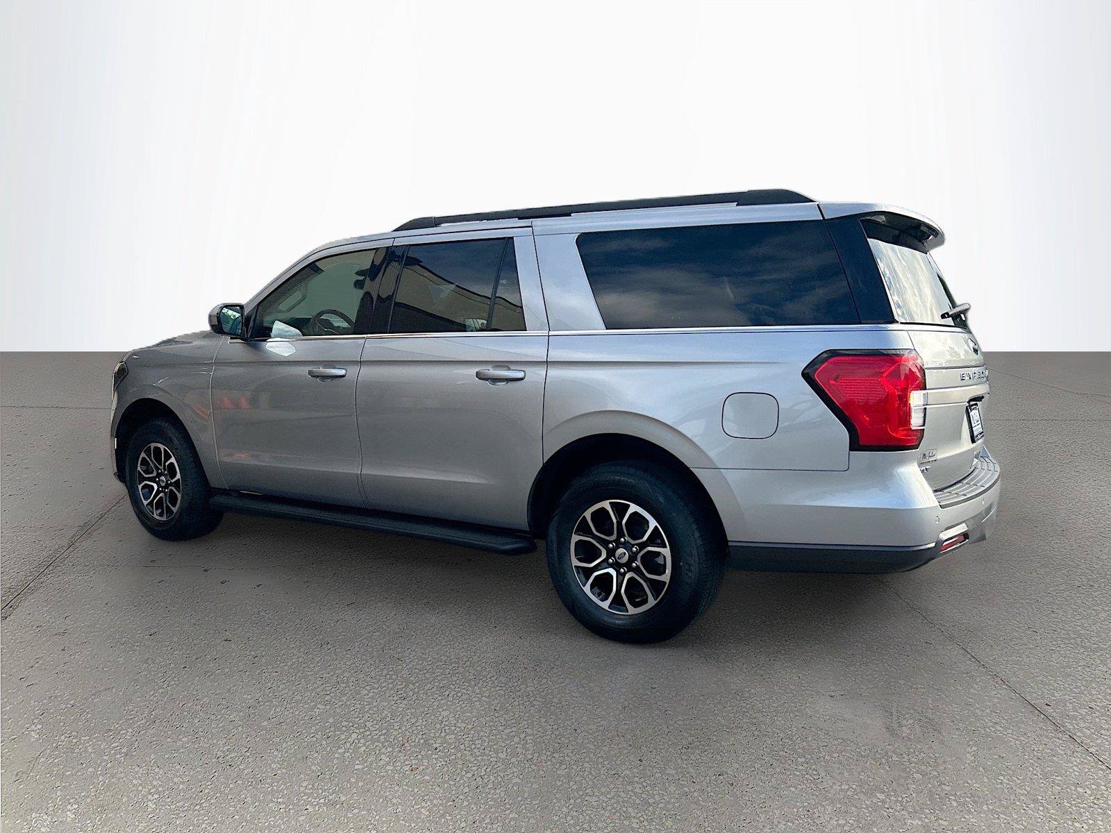 Used 2024 Ford Expedition Max XLT AWD/4WD image 6