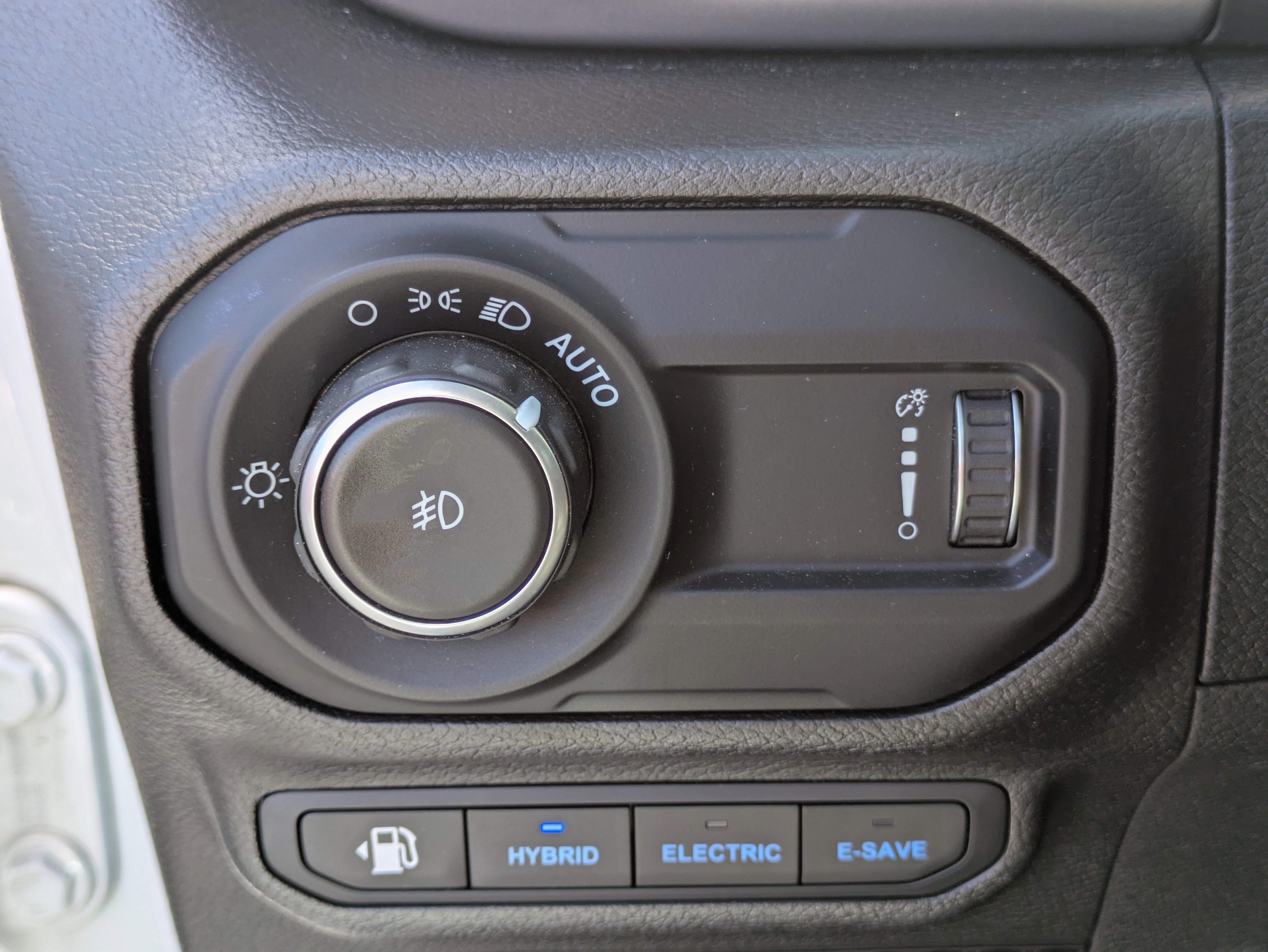 Used 2023 Jeep Wrangler Unlimited Rubicon 4xe w/ Cold Weather Group image 13