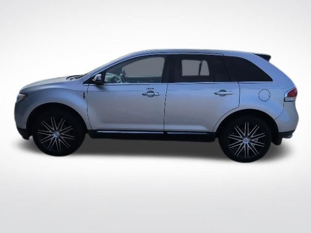 Used 2013 Lincoln MKX AWD image 8