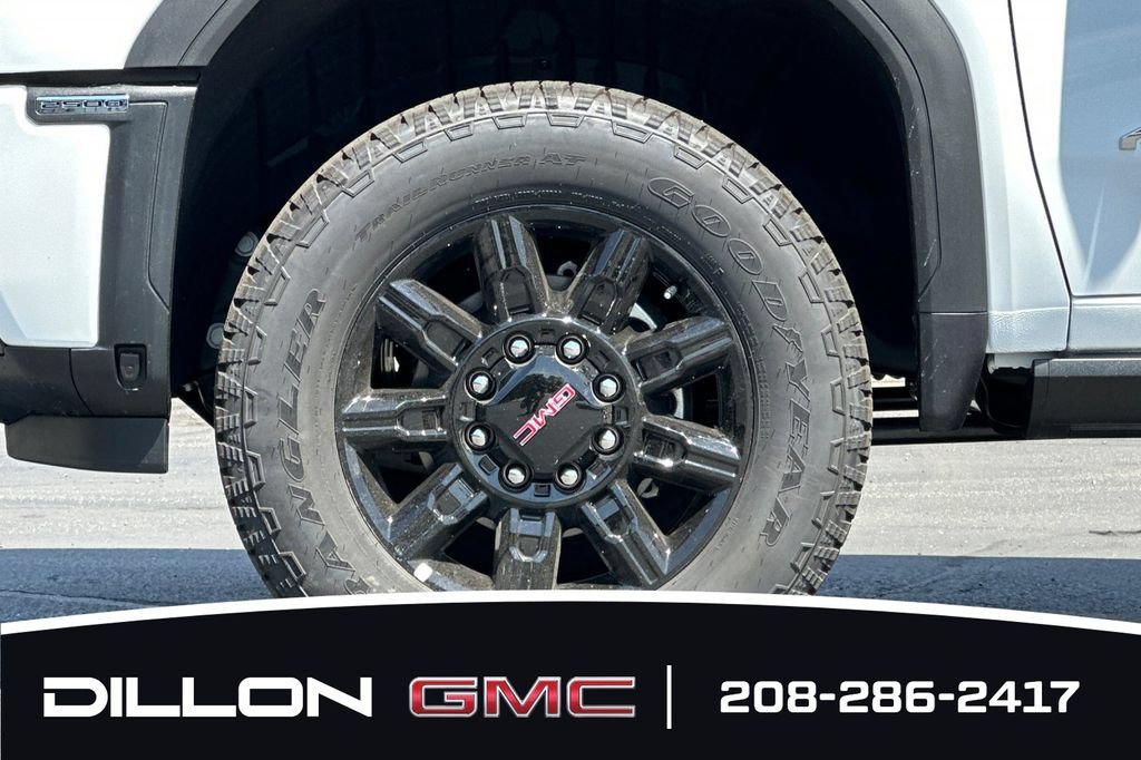 New 2026 GMC Sierra 2500 AT4 w/ AT4 Premium Plus Package AWD/4WD image 27
