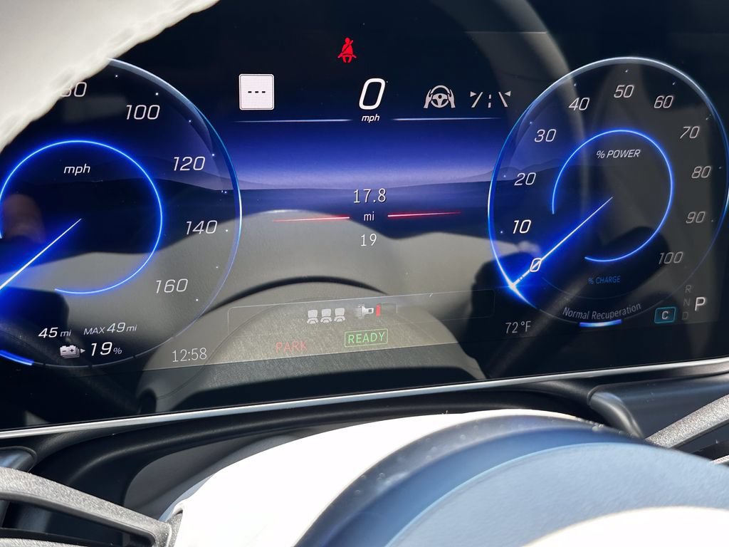 New 2026 Mercedes-Benz EQE 320 4MATIC SUV image 29