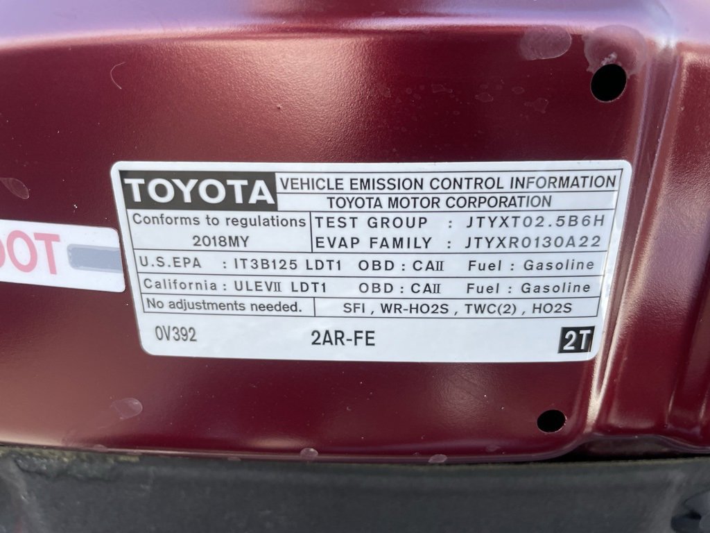 Used 2018 Toyota RAV4 LE image 37