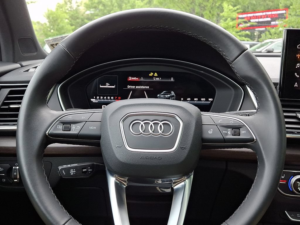 Used 2023 Audi Q5 2.0T Premium Plus w/ Premium Plus Package AWD/4WD image 23