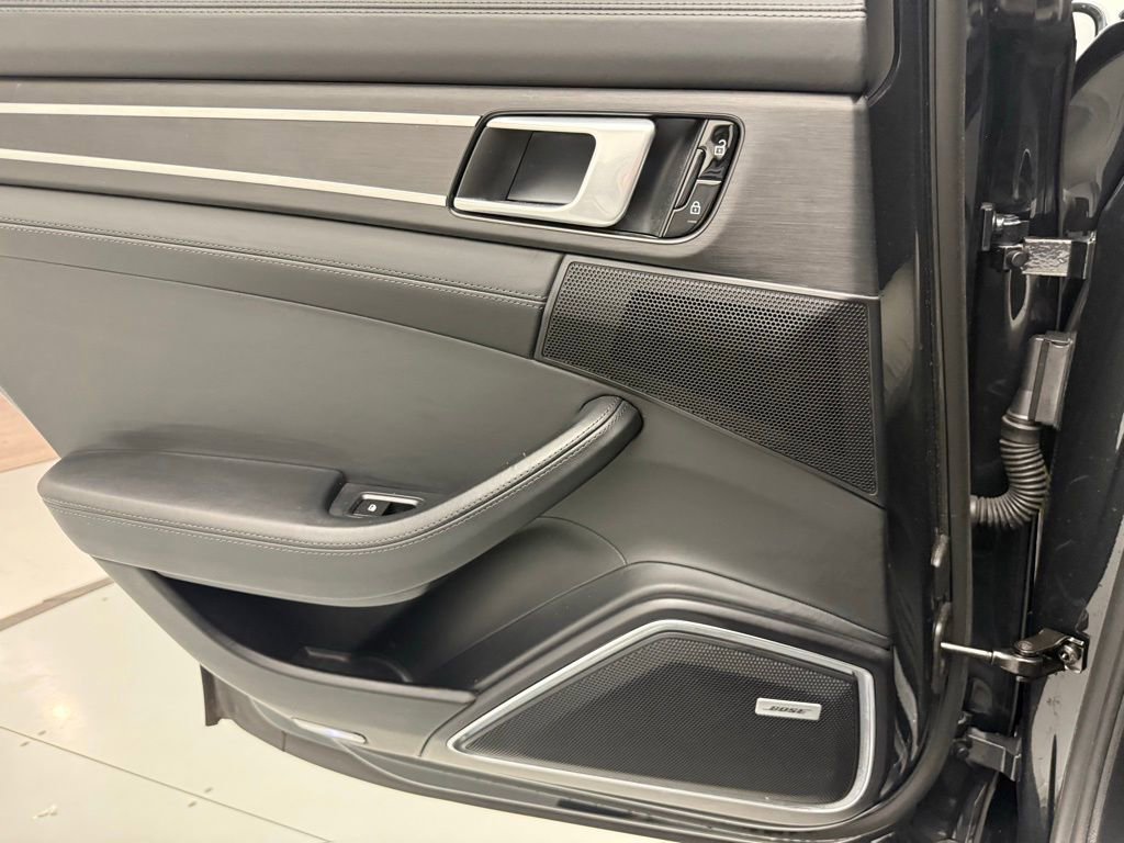 Used 2020 Porsche Panamera GTS image 29