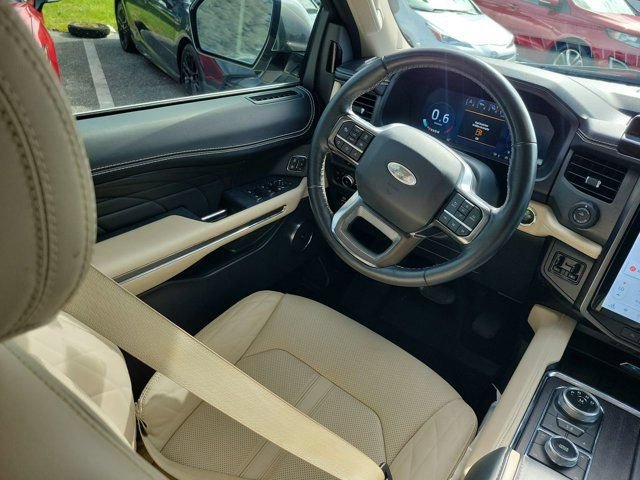 Used 2022 Ford Expedition Max Platinum AWD/4WD image 22