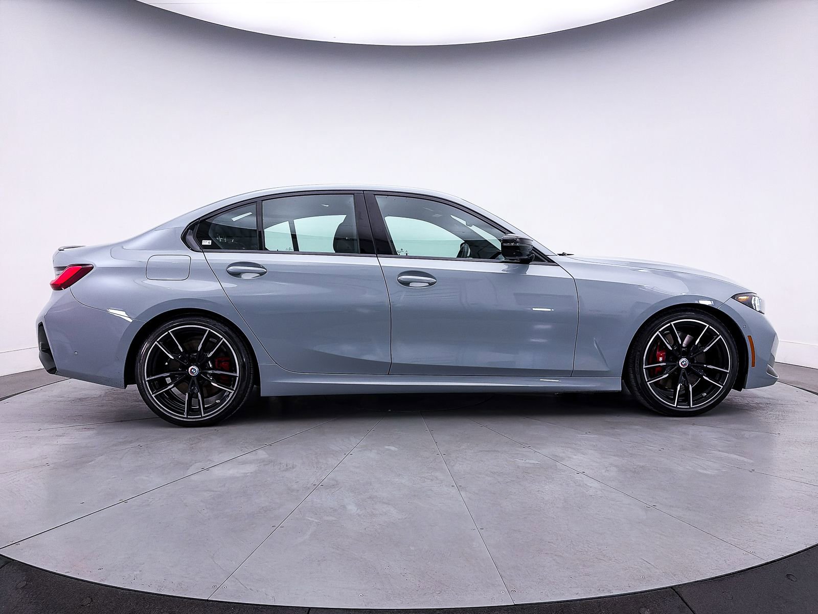 Used 2023 BMW M340i RWD image 44