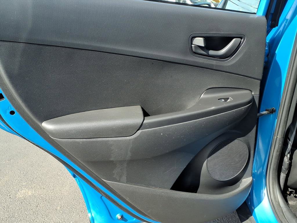 Used 2019 Hyundai Kona SE AWD/4WD image 18