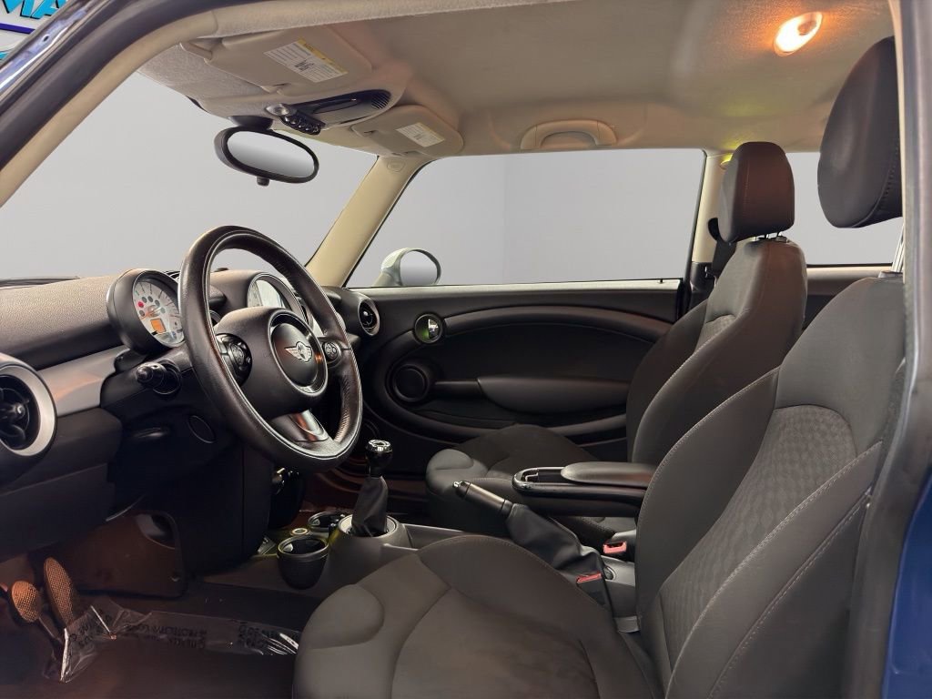 Used 2013 MINI Cooper Hardtop image 10
