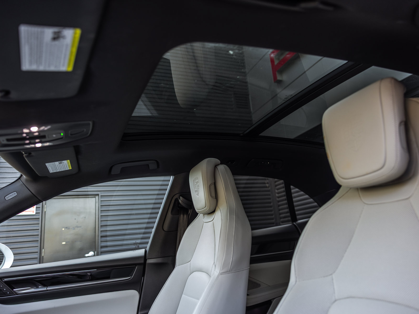 Certified 2026 Porsche Macan Electric RWD image 24