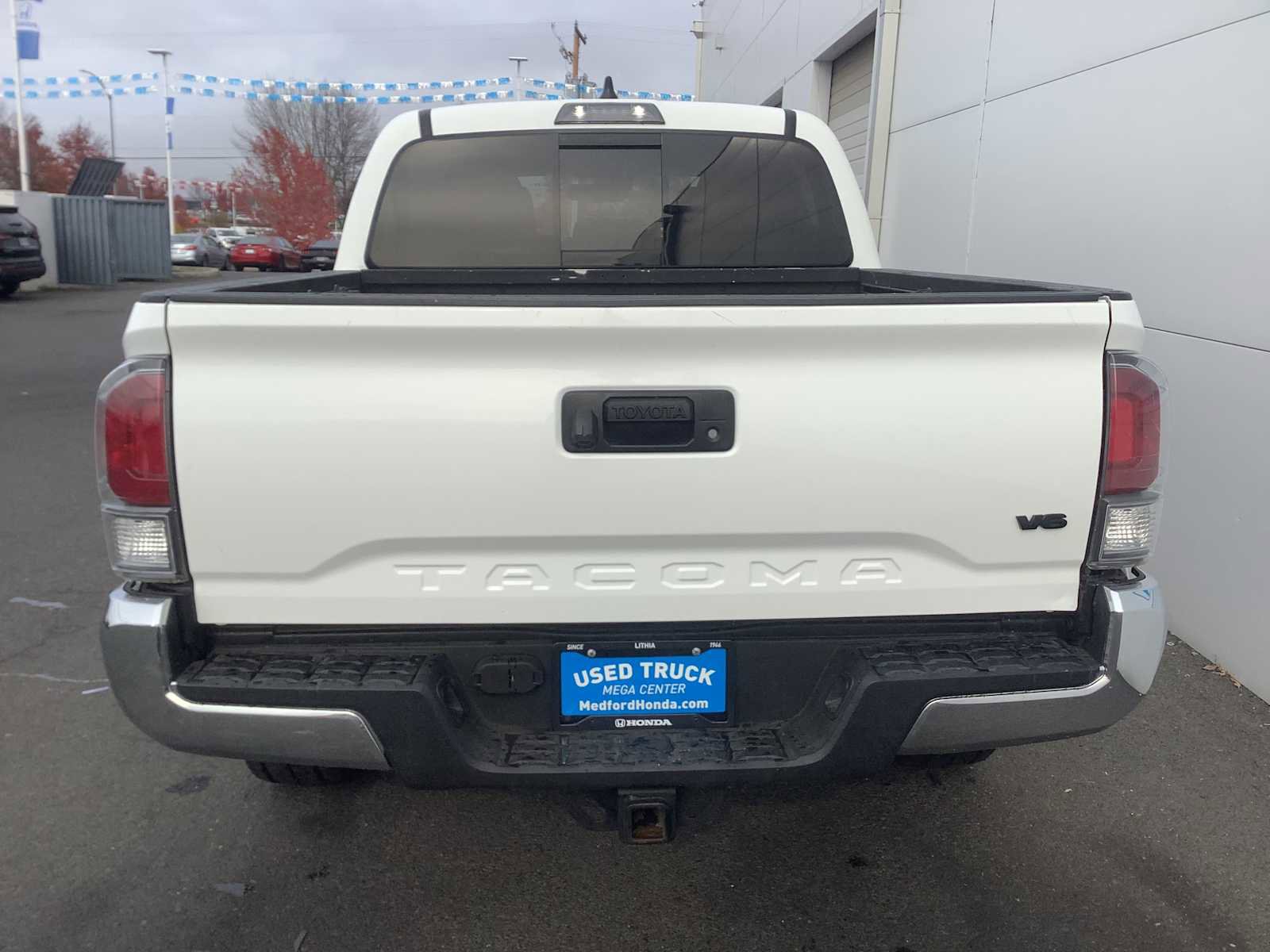 Used 2023 Toyota Tacoma TRD Off-Road image 5