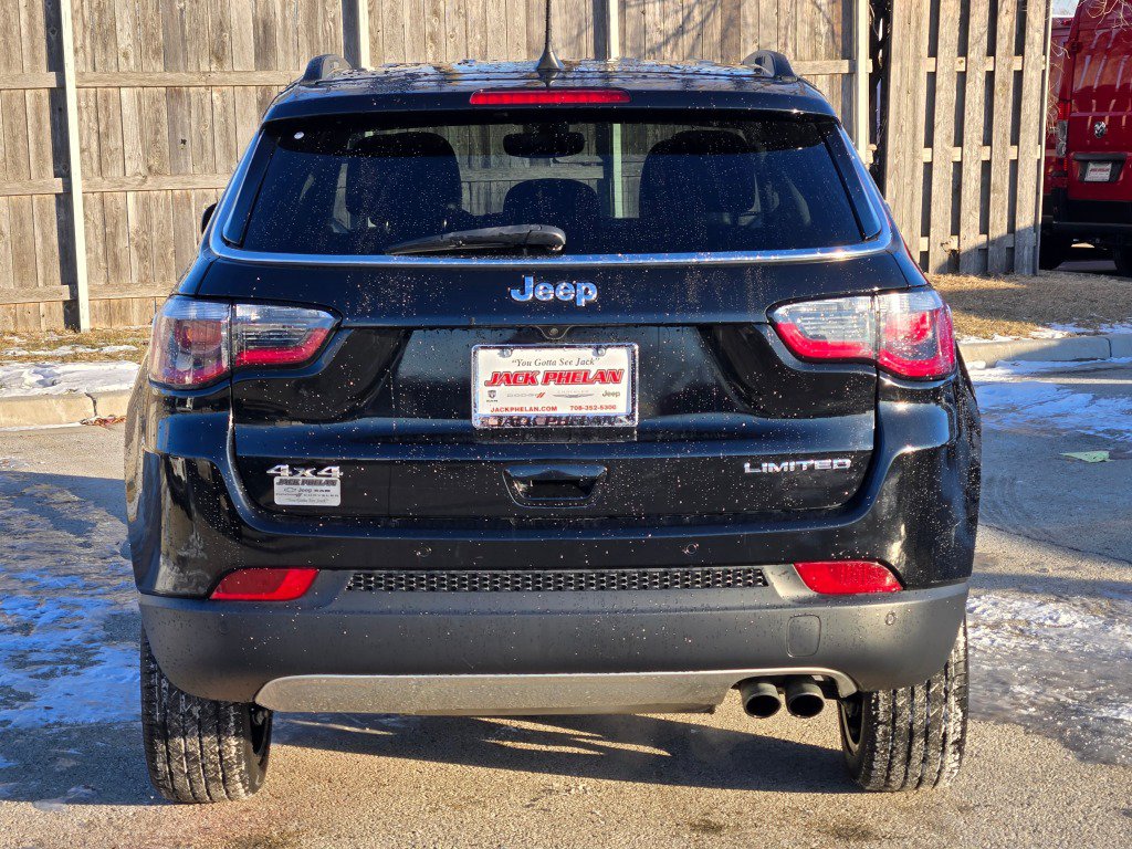 Used 2019 Jeep Compass Limited w/ Safety & Security Group AWD/4WD image 12