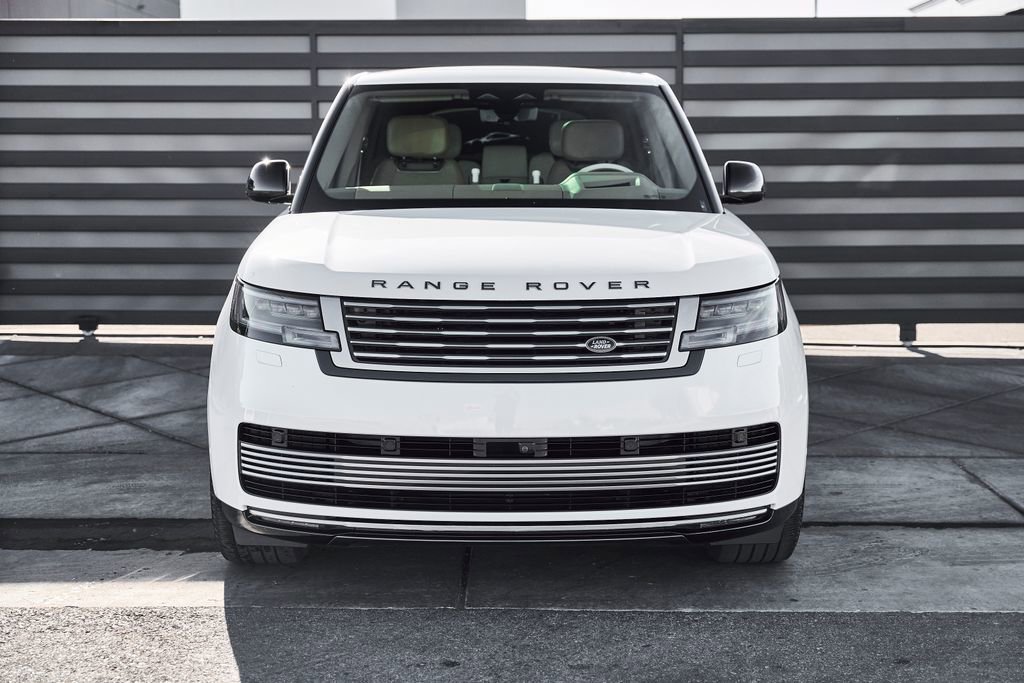 Used 2024 Land Rover Range Rover SV AWD/4WD image 14