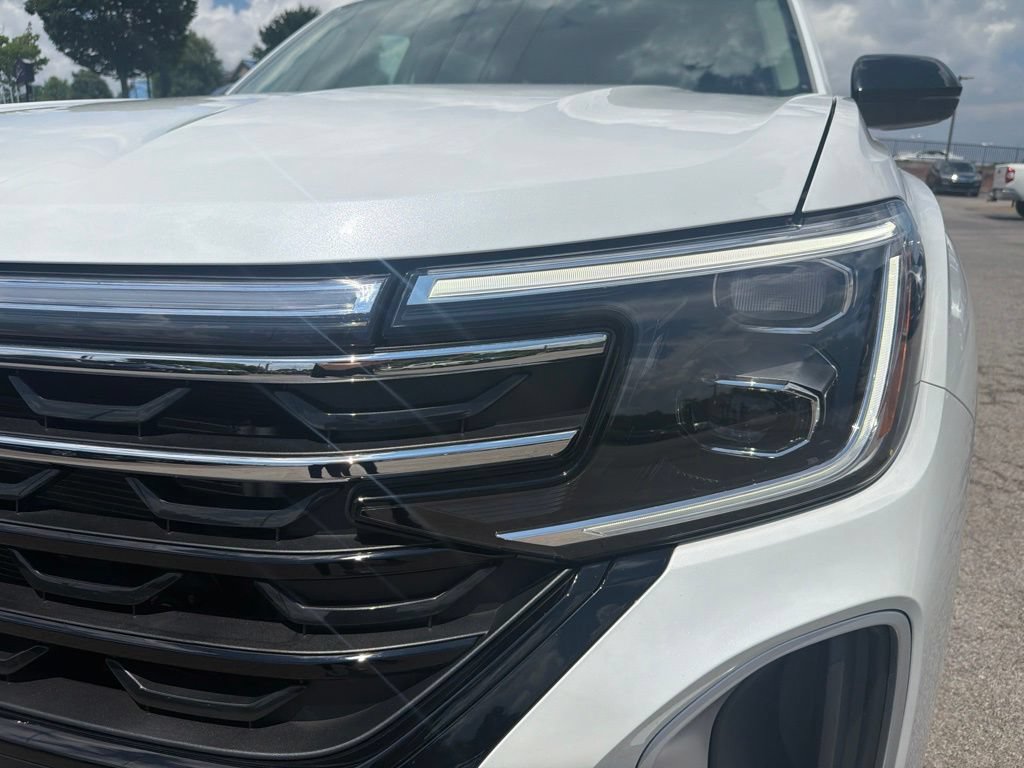 Used 2026 Volkswagen Atlas Peak Edition AWD/4WD image 10