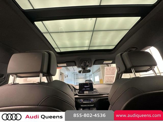 Used 2023 Audi Q5 2.0T Premium Plus w/ Premium Plus Package AWD/4WD image 16