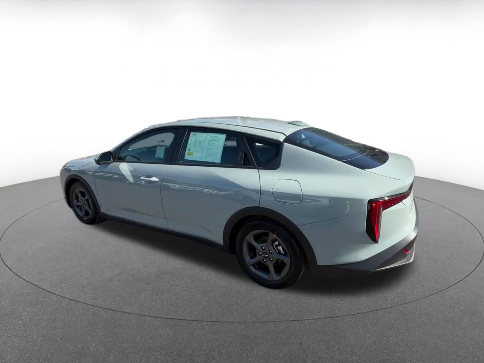 Used 2025 Kia K4 FWD image 10