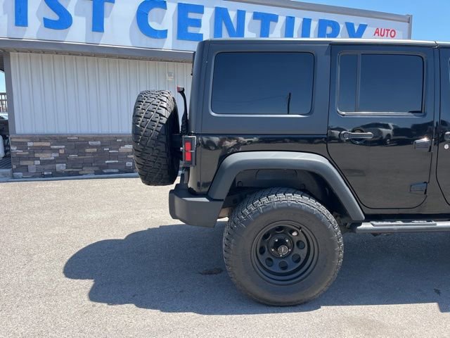 Used 2015 Jeep Wrangler Unlimited Sport w/ Quick Order Package 24S AWD/4WD image 14