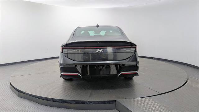 Used 2025 Hyundai Sonata SEL FWD image 7