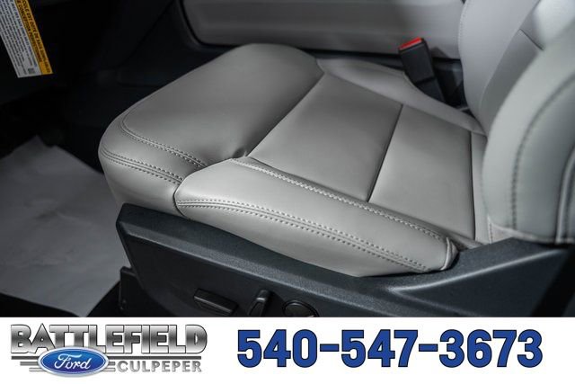 New 2026 Ford Expedition Active image 42