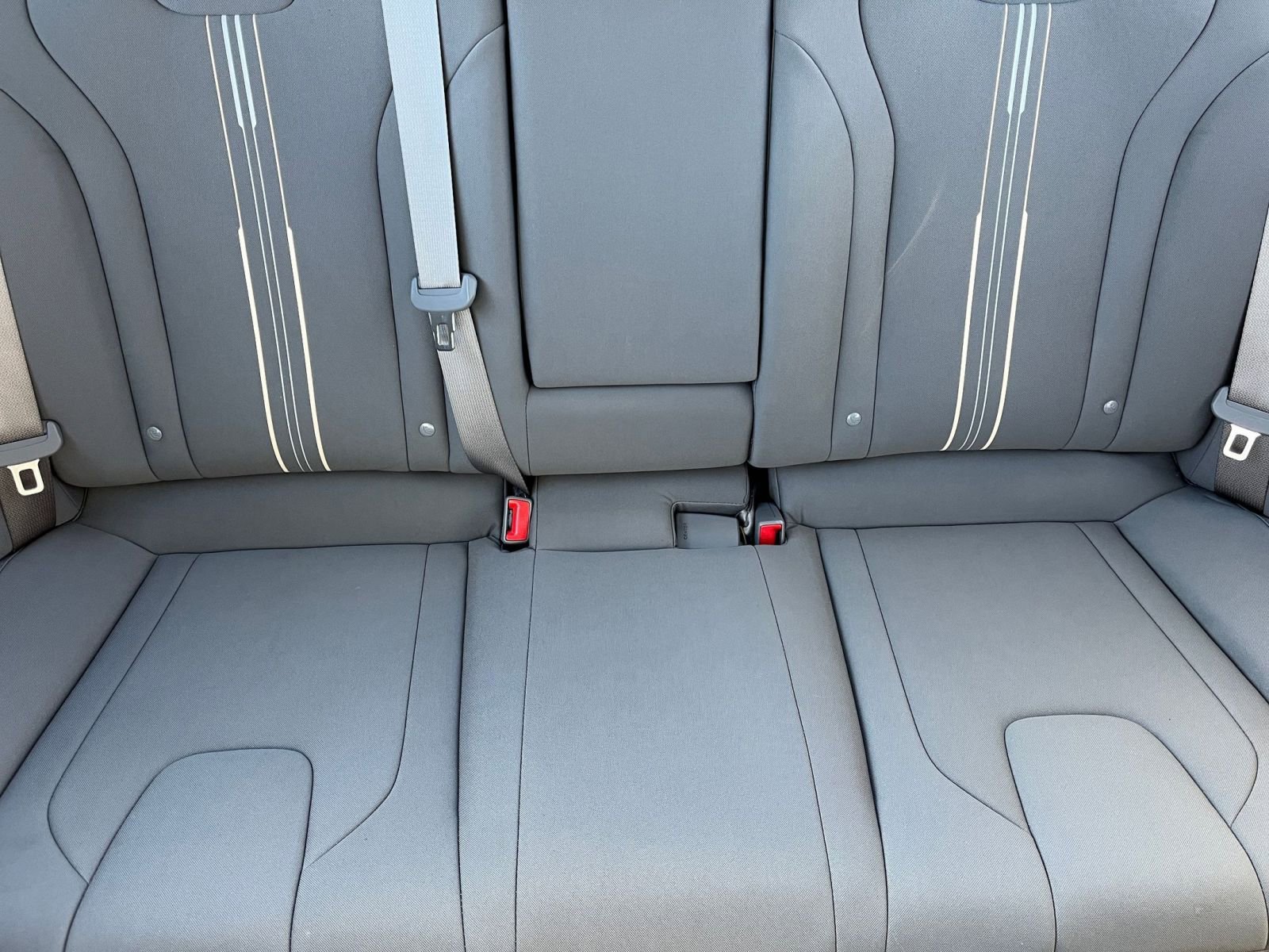 Used 2025 Hyundai Elantra SEL image 38