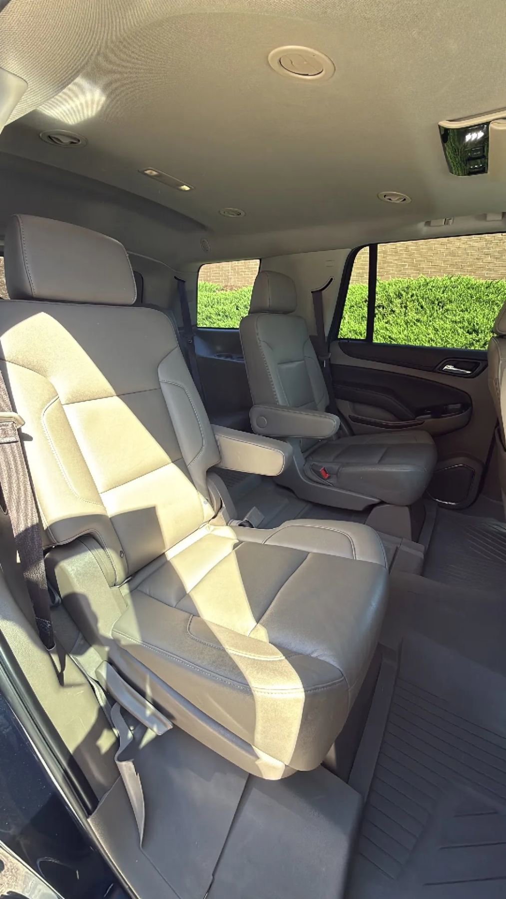 Used 2019 Chevrolet Tahoe LT w/ LT Signature Package AWD/4WD image 27