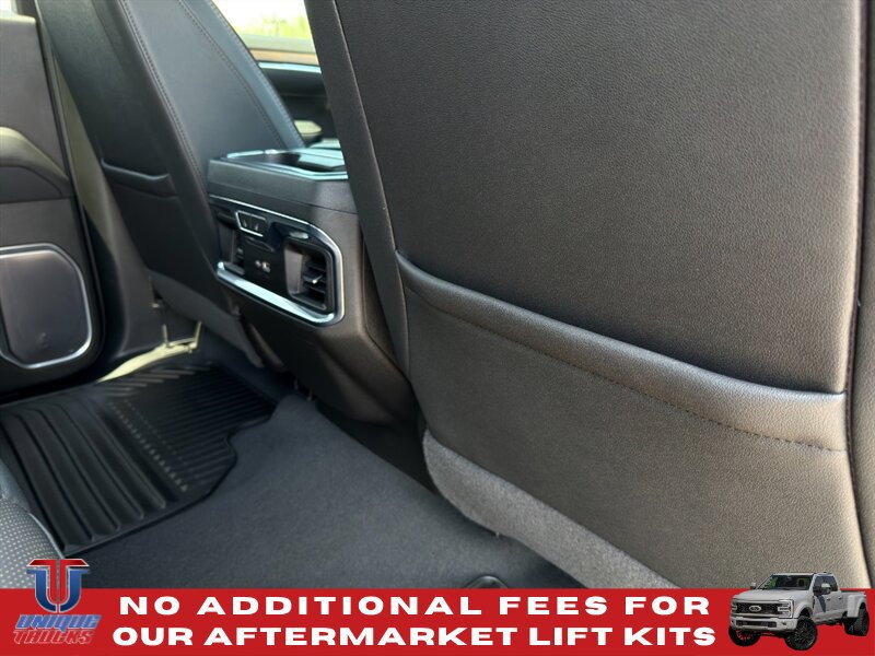 Used 2022 Chevrolet Silverado 1500 High Country w/ Technology Package RWD image 25