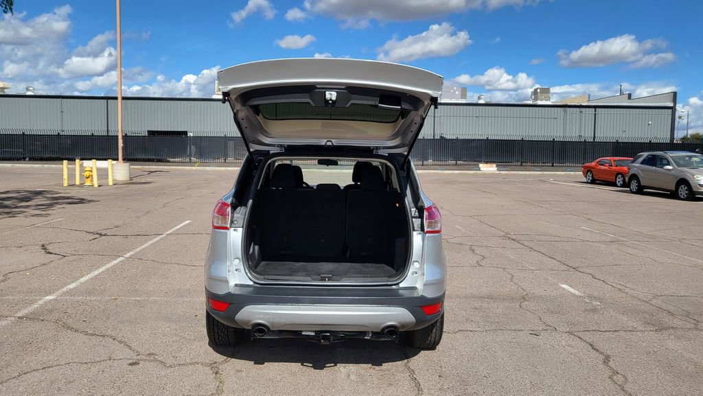 Used 2015 Ford Escape SE image 11