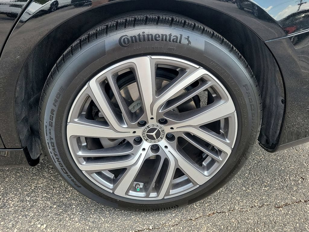 New 2025 Mercedes-Benz E 350 Sedan image 12