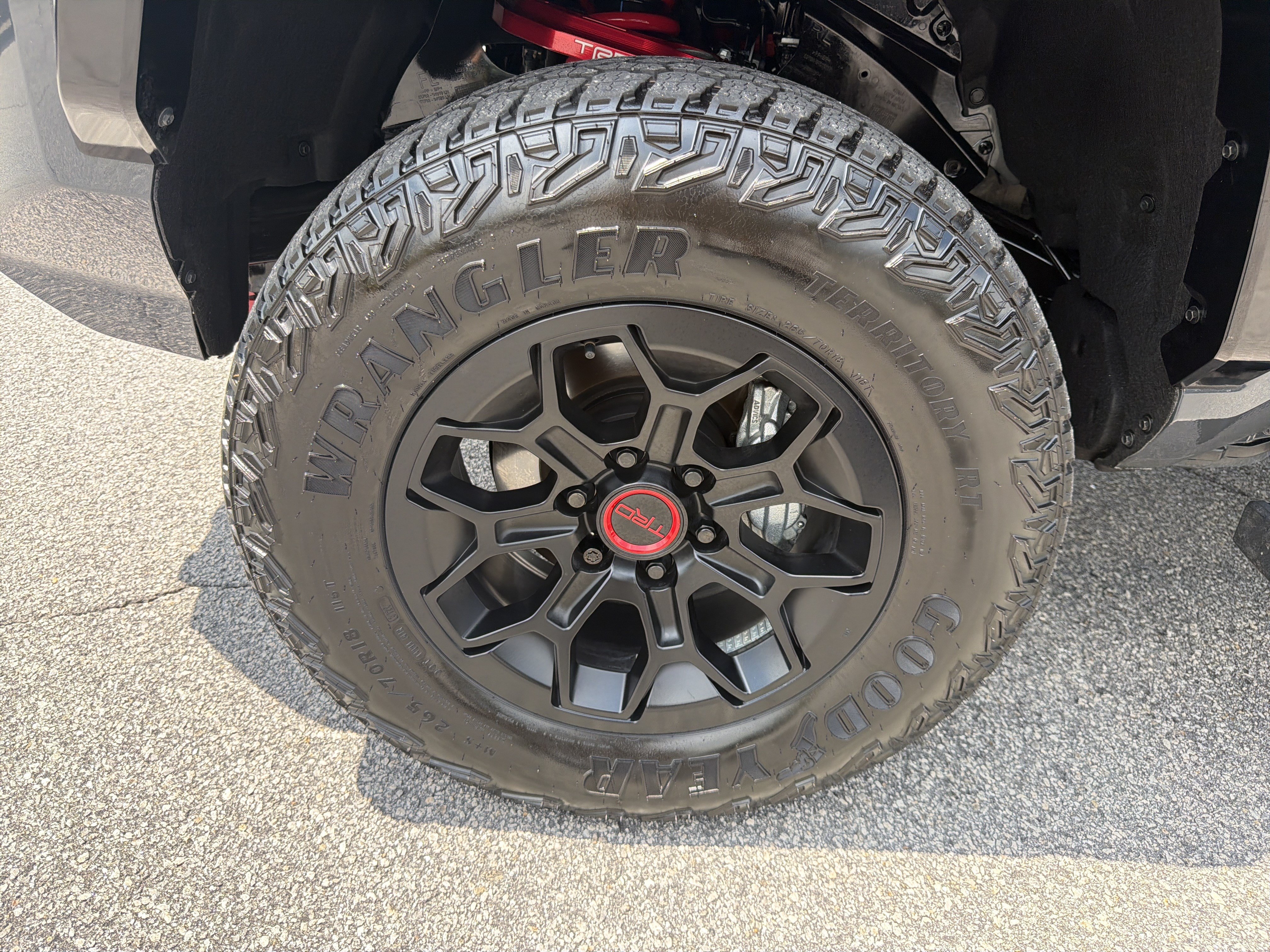 Certified 2025 Toyota Tacoma TRD Pro AWD/4WD image 21